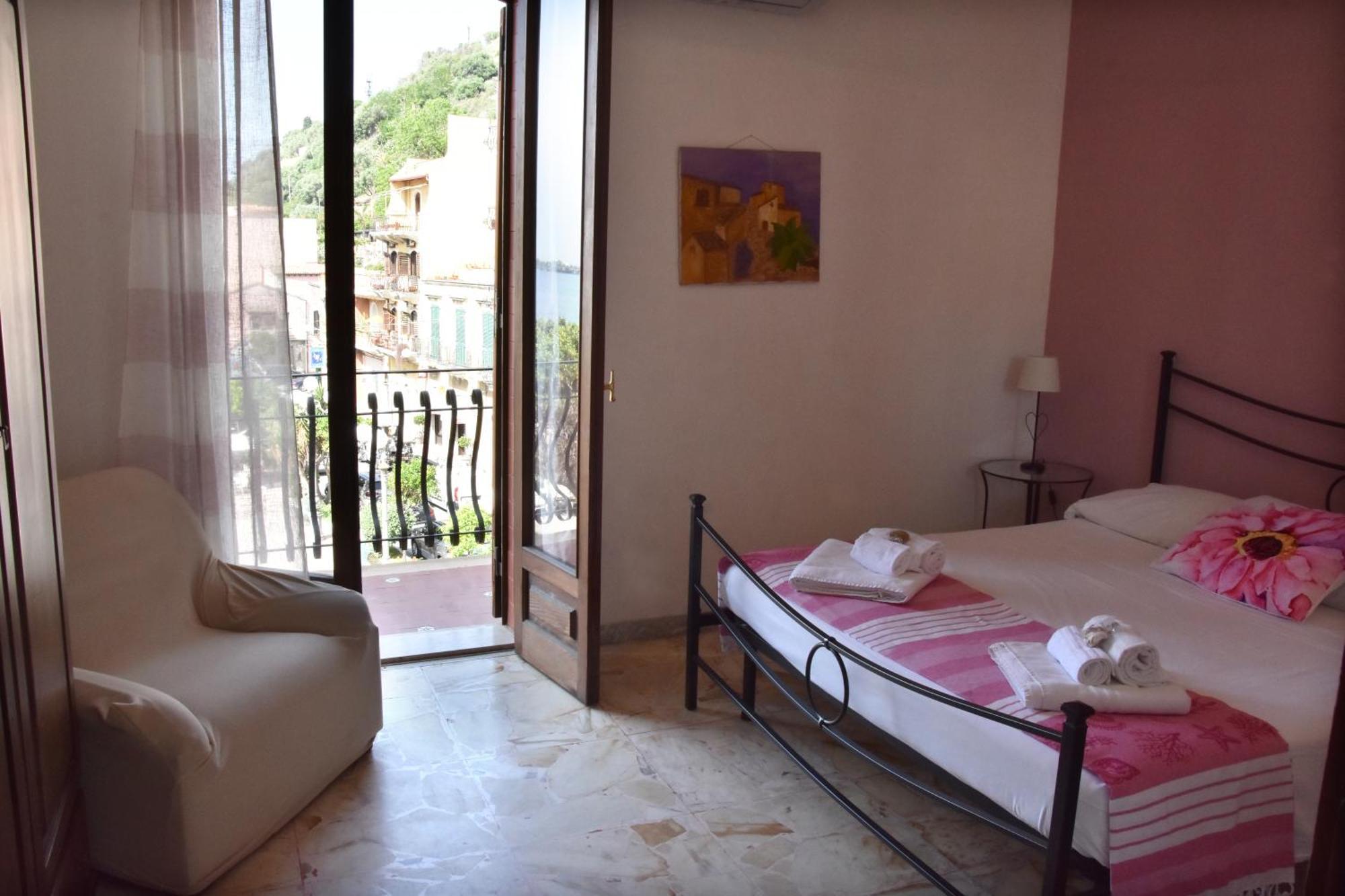 Appartamento Plaza Giardini Naxos Esterno foto