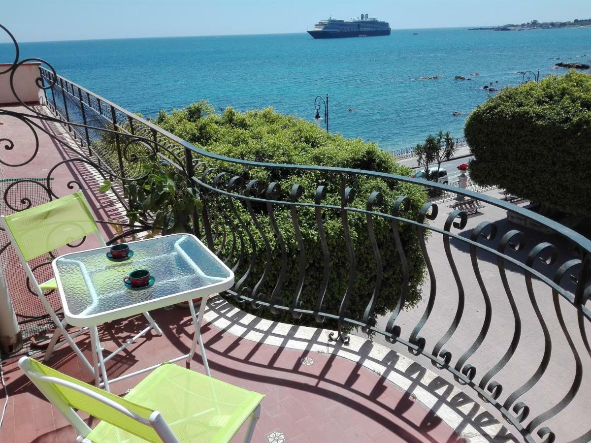 Appartamento Plaza Giardini Naxos Esterno foto